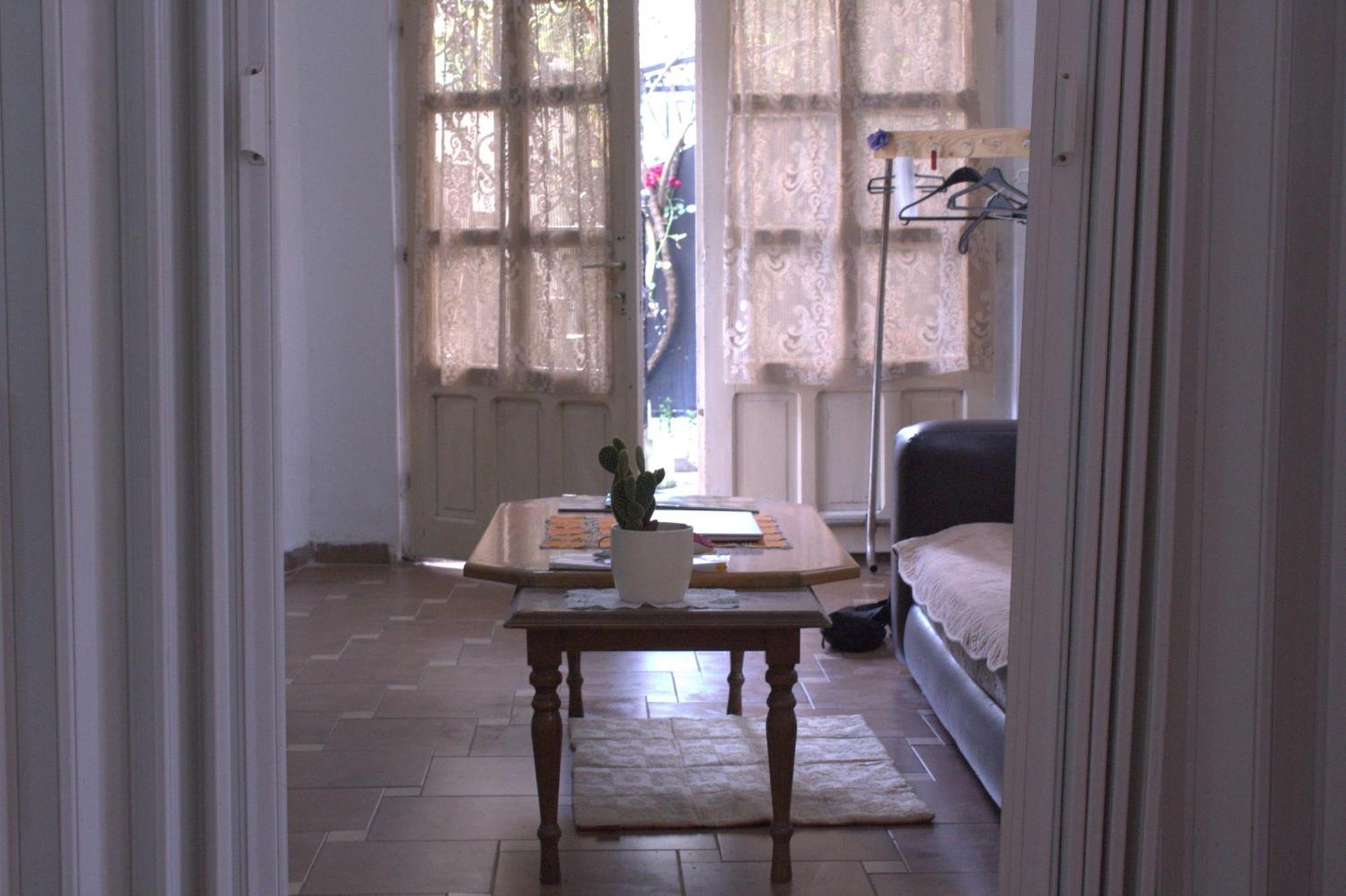 Adem'S Cozy Terrace Retreat Bed and Breakfast Skopje Eksteriør billede