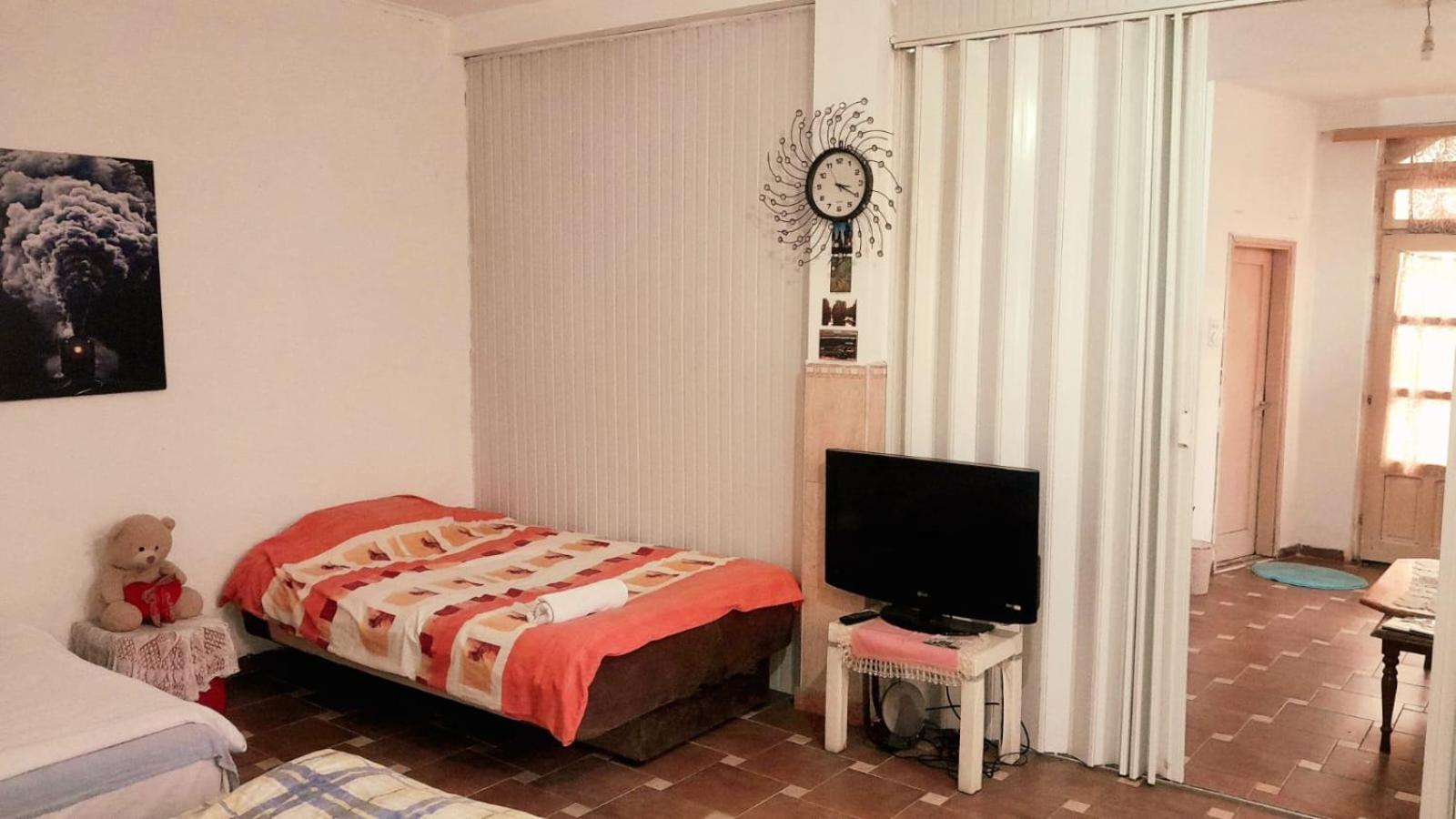 Adem'S Cozy Terrace Retreat Bed and Breakfast Skopje Eksteriør billede